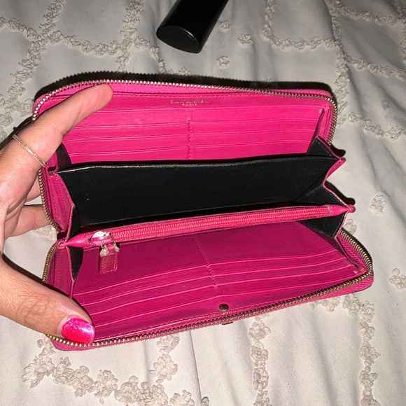 YSL pink wallet, pre-love good condition, leather - Picture 10 of 12